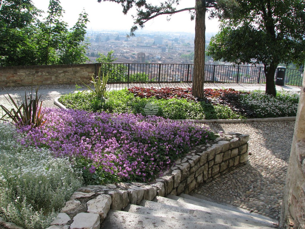 Il giardino del castello - Brescia